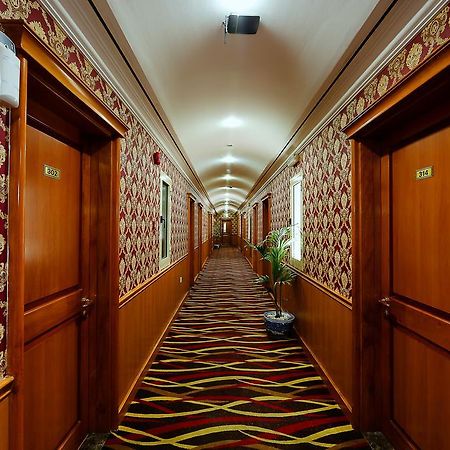 Jonrad Hotel Dubai Bagian luar foto