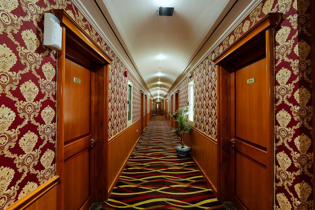 Jonrad Hotel Dubai Bagian luar foto