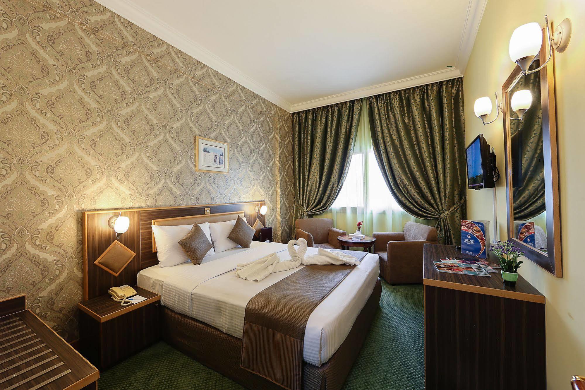 Jonrad Hotel Dubai Bagian luar foto