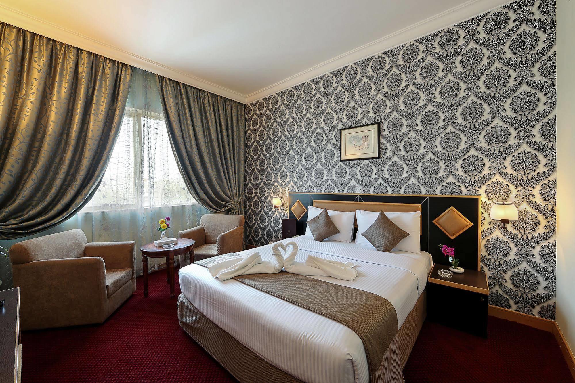 Jonrad Hotel Dubai Bagian luar foto