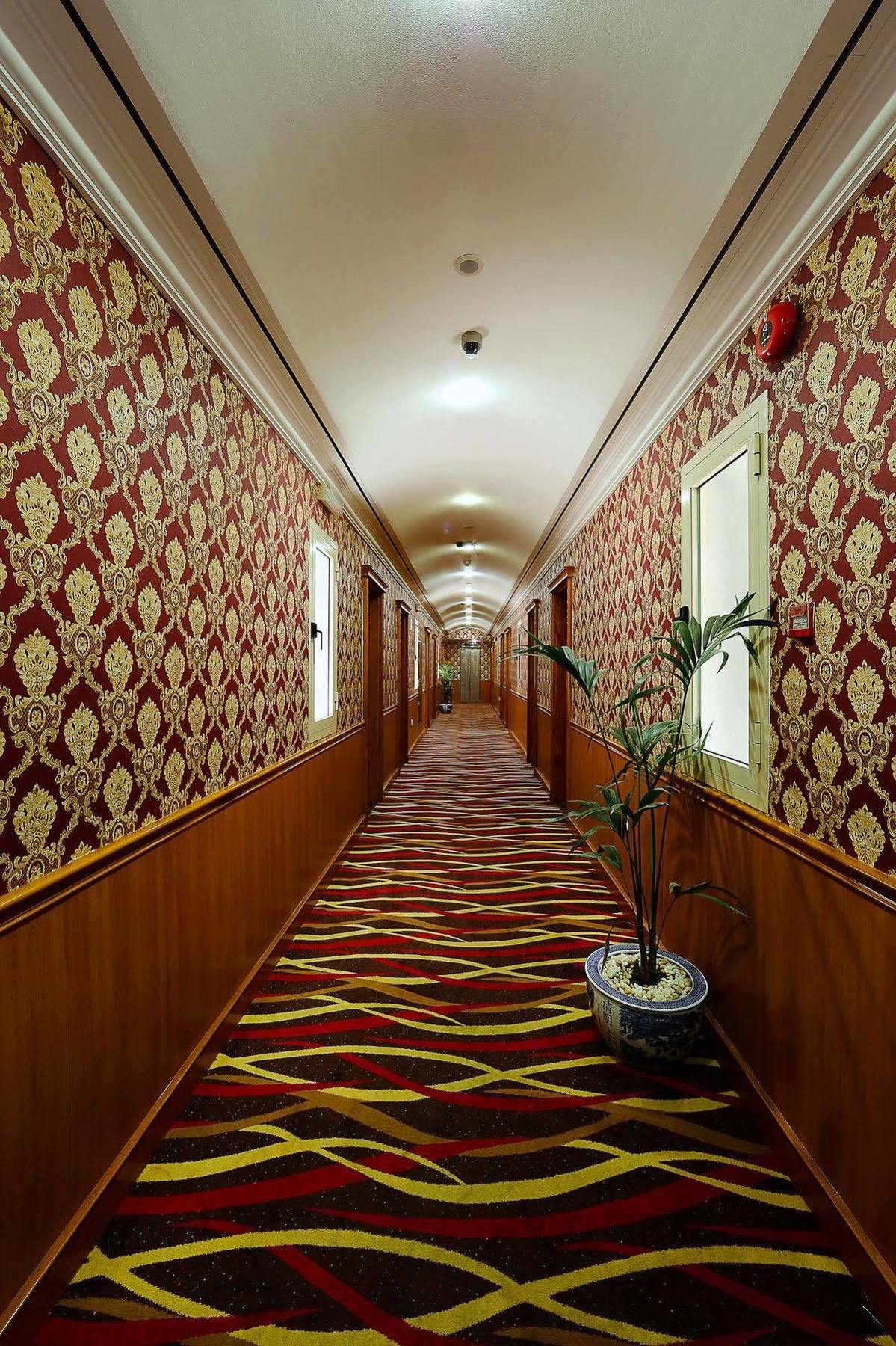 Jonrad Hotel Dubai Bagian luar foto